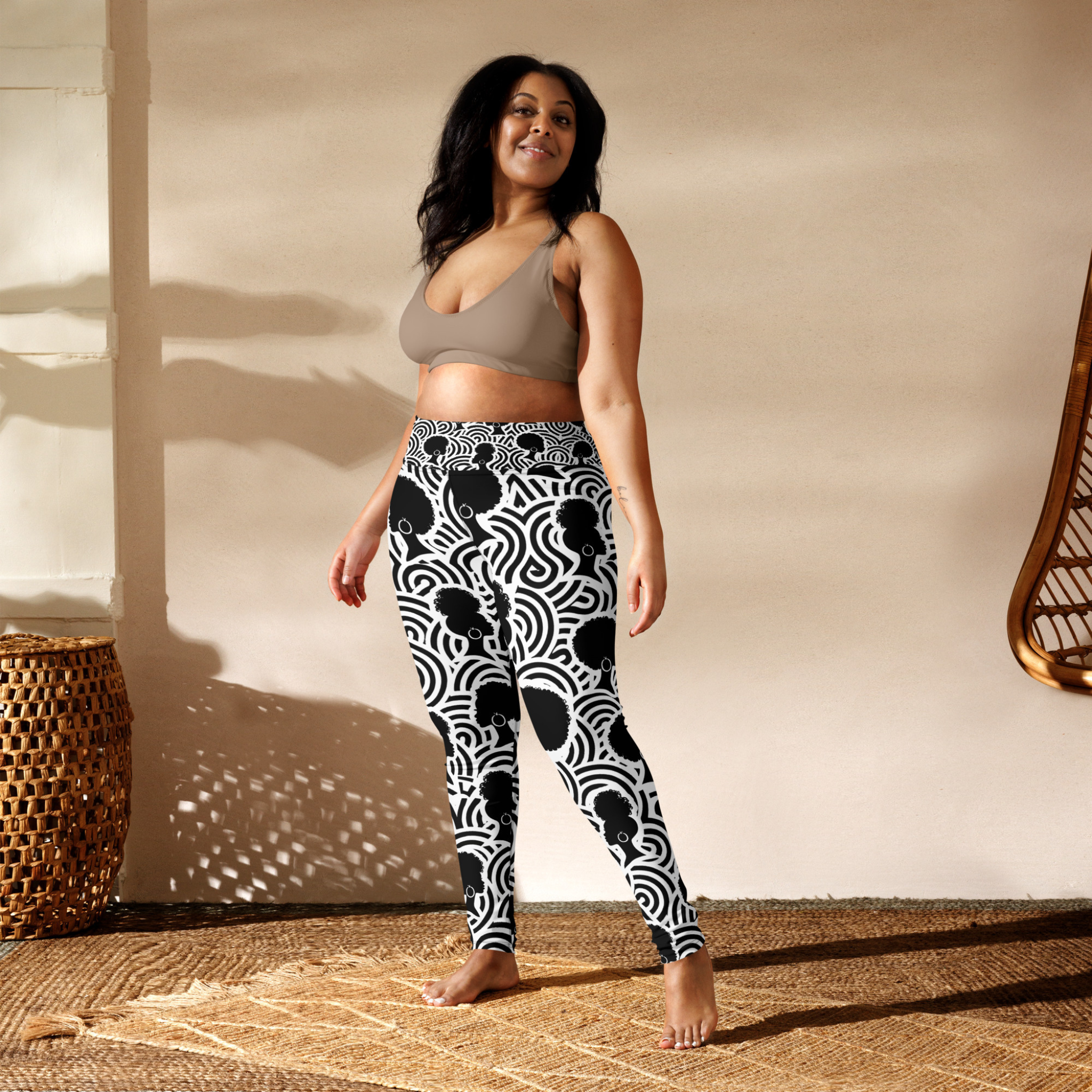 Crowned in Contrast Yoga Leggings